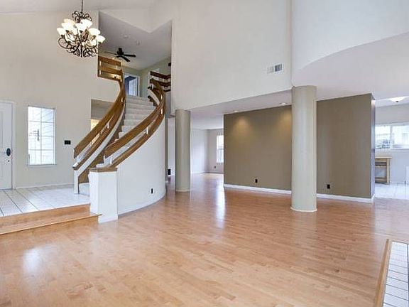 Circular Stairway @ Foyer