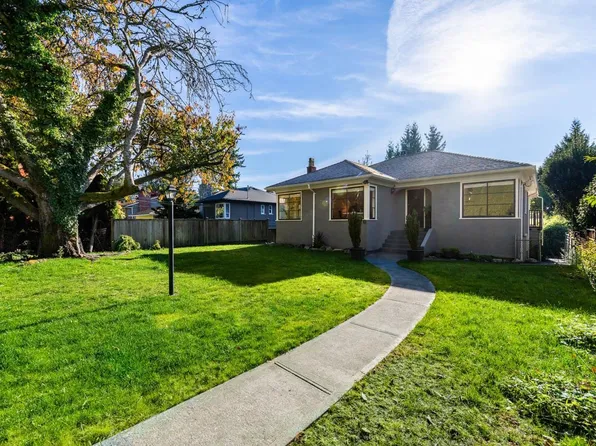 1258 Jefferson Ave, West Vancouver, BC V7T 2B1