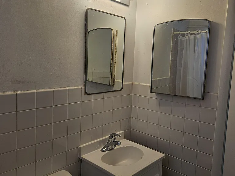 4525 4th Ave S #8 — Photo 7