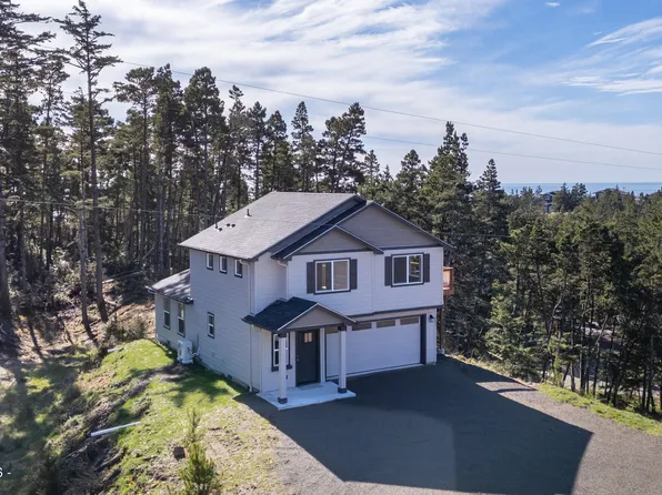 201 Highland Dr, Oceanside, OR 97134