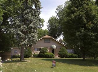 10020 E 36th Ter S, Independence, MO 64052