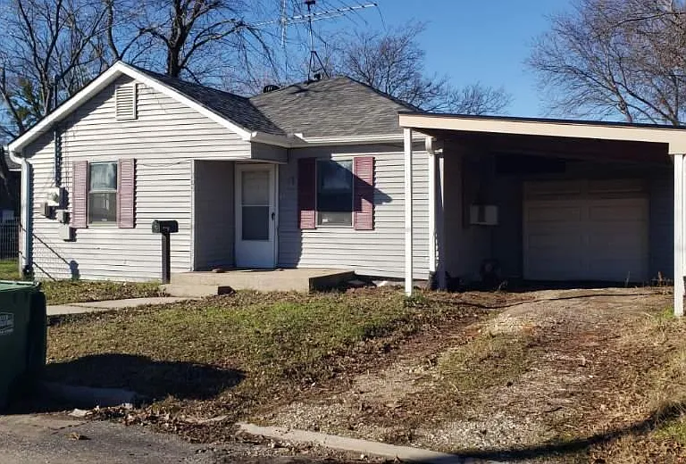 205 Elm St — Photo 1