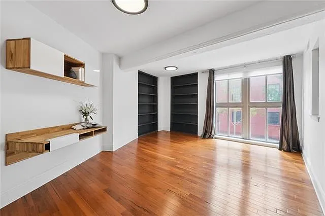 1 bed, 1.0 bath, 1043 sqft, $1,975 — Photo 4