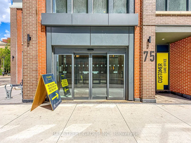 75 James St S #1504 — Photo 2
