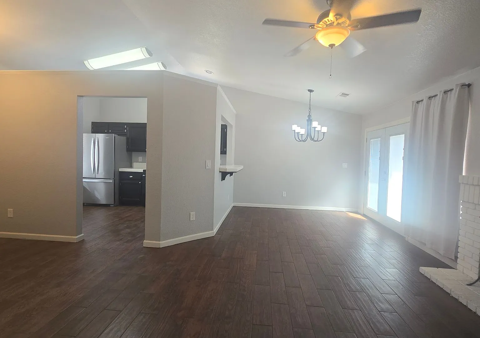 2 Br 2 Ba with office space — Photo 3