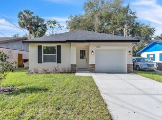 652 Kensington St, Eustis, FL 32726