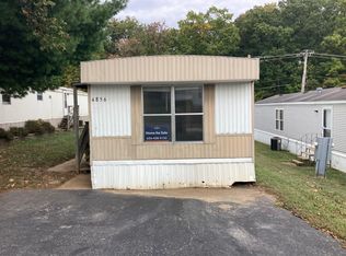 4856 E Golden Cir, High Ridge, MO 63049