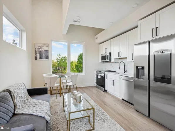 1307 Longfellow St NW #11, Washington, DC 20011