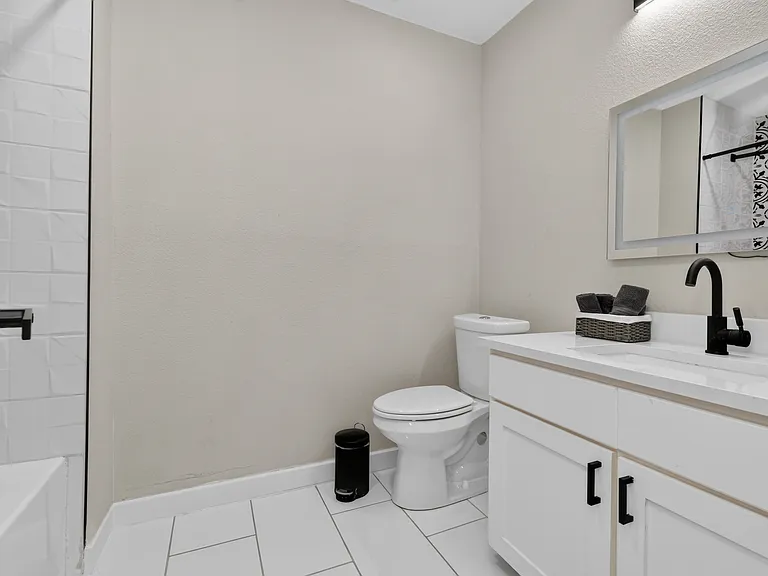 1205 Hillsdale Dr — Photo 20