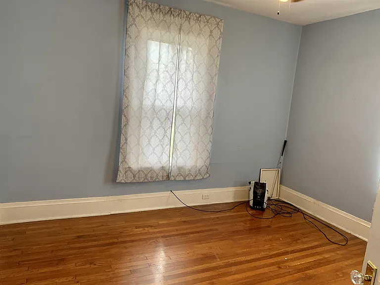 916 Pine Rd — Photo 12