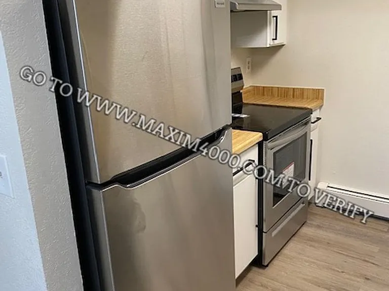 1140 Walnut Ave #15 — Photo 5