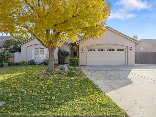 2717 W Oakridge Avenue, Visalia, CA 93291