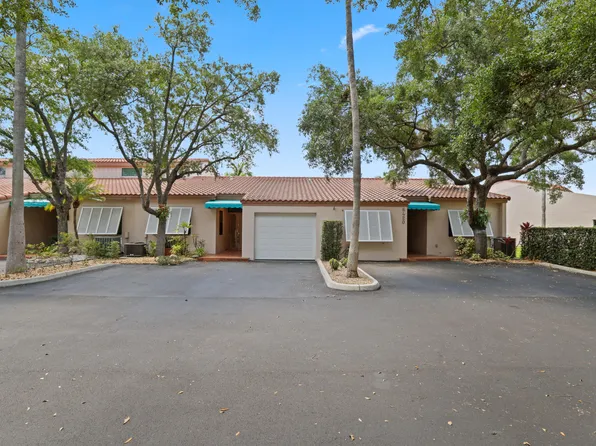 8420 Rednock Lane, Miami Lakes, FL 33016