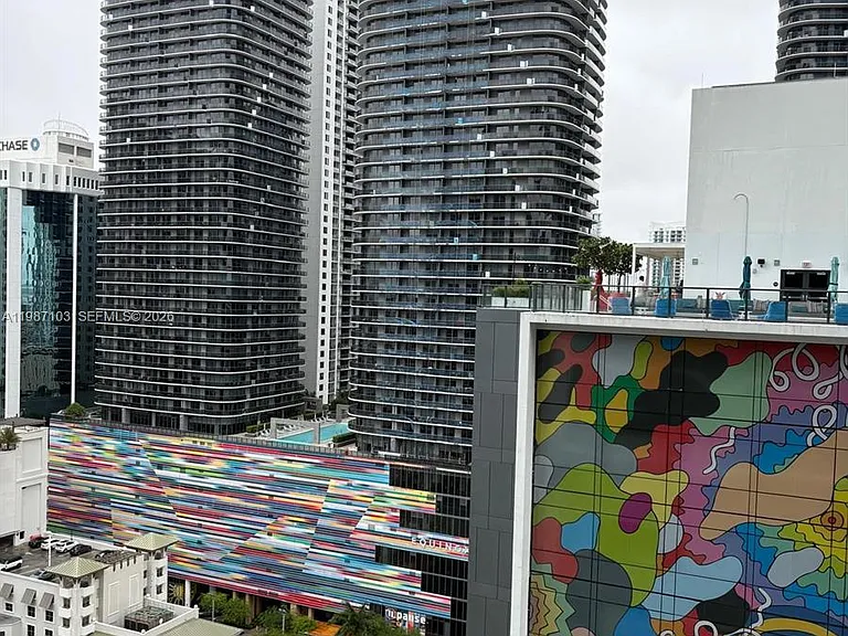 1000 Brickell Plz #2214 — Photo 45