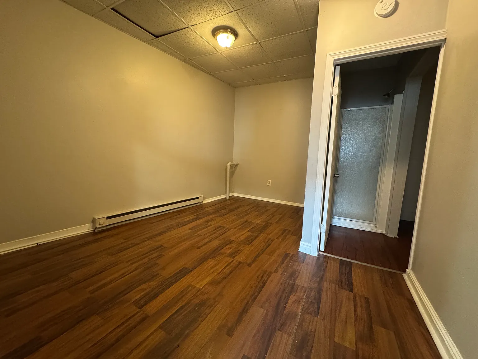 Studio, 500 sqft, $995 — Photo 4