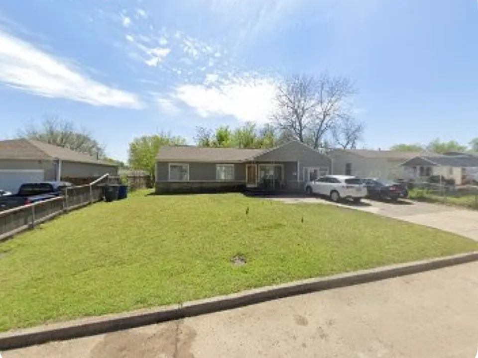 7550 E Oklahoma Pl