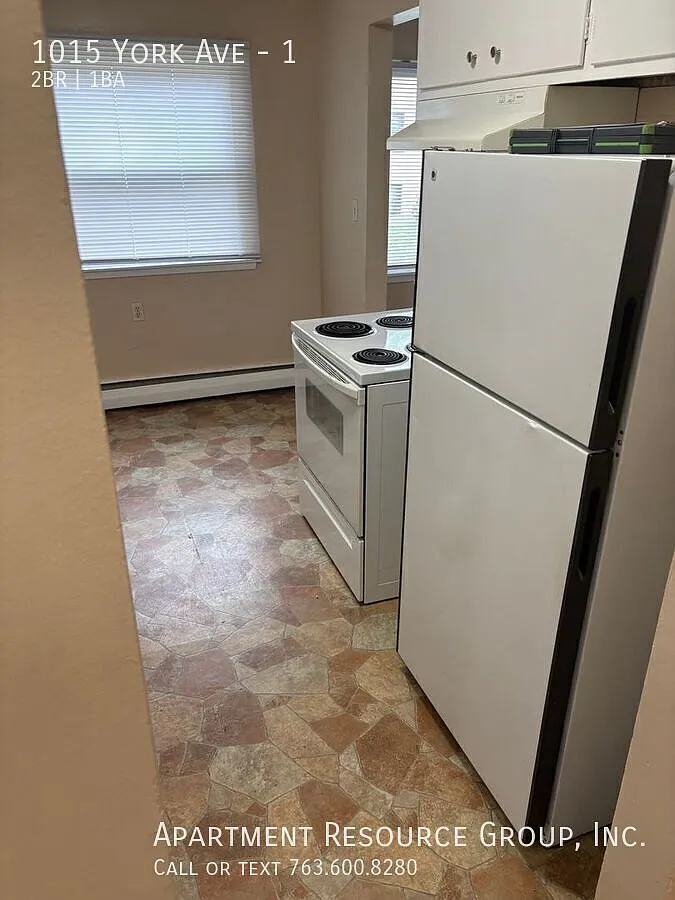 2 Bed/1 Bath Apt for Rent in St Paul! Off Street Parking Included! — Photo 3