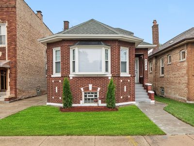 8743 S Kingston Ave, Chicago, IL, 60617