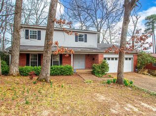 37 Coachlight Dr, Little Rock, AR 72227