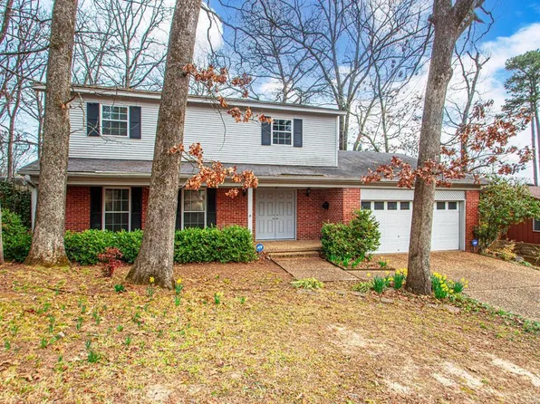 37 Coachlight Dr, Little Rock, AR 72227