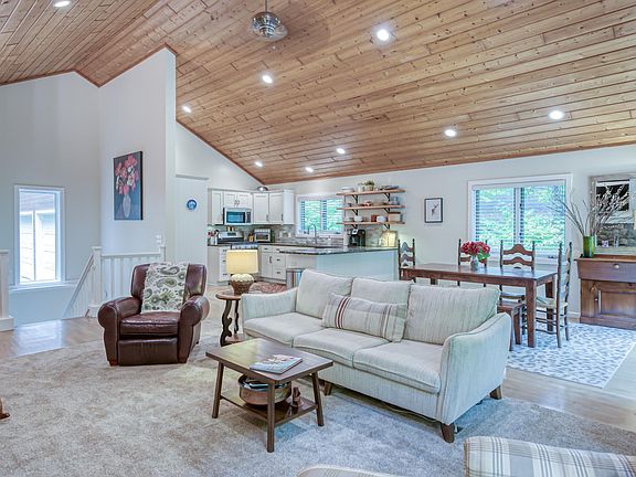 4th image of 341 Knollwood Dr