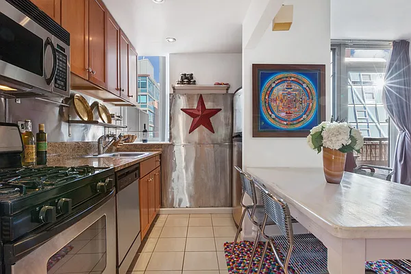 Rented by Compass | media 43