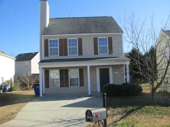 3413 Rocket Ct, Raleigh, NC 27610