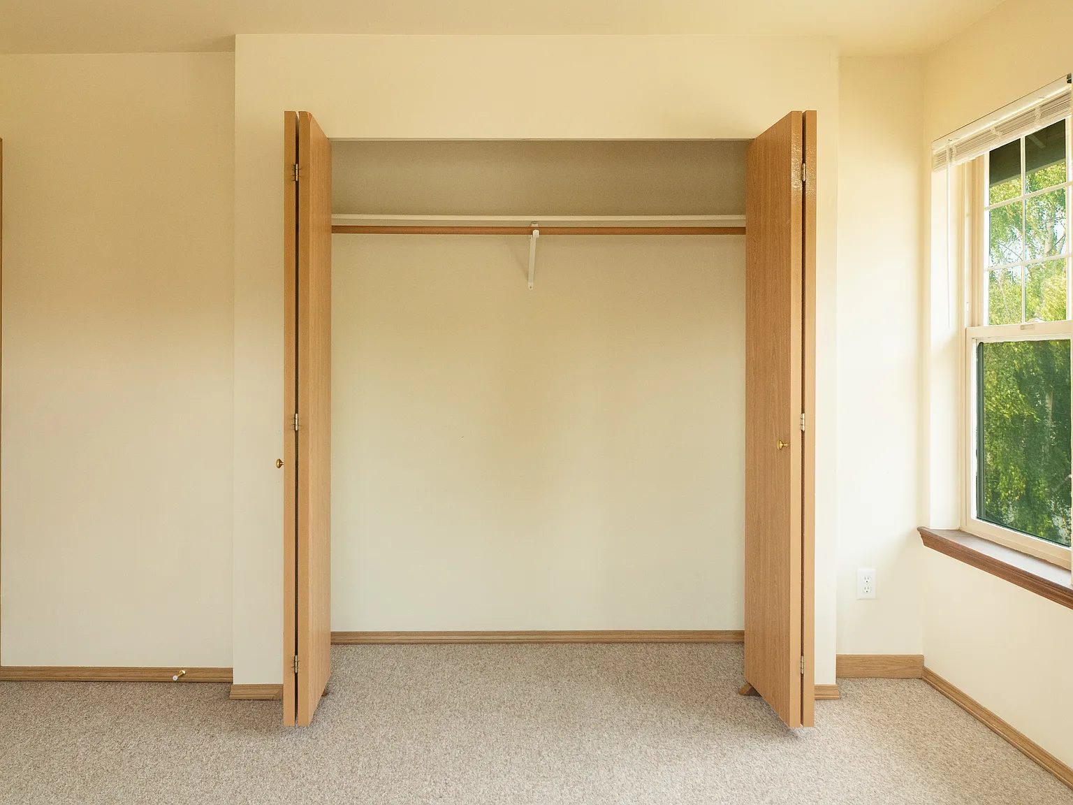 Michigan St. Townhomes — Photo 4