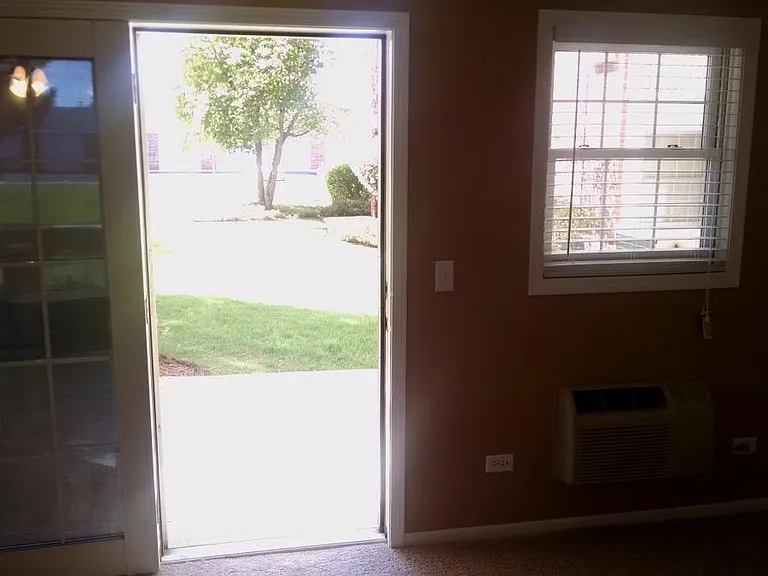 360 Leah Ln — Photo 17