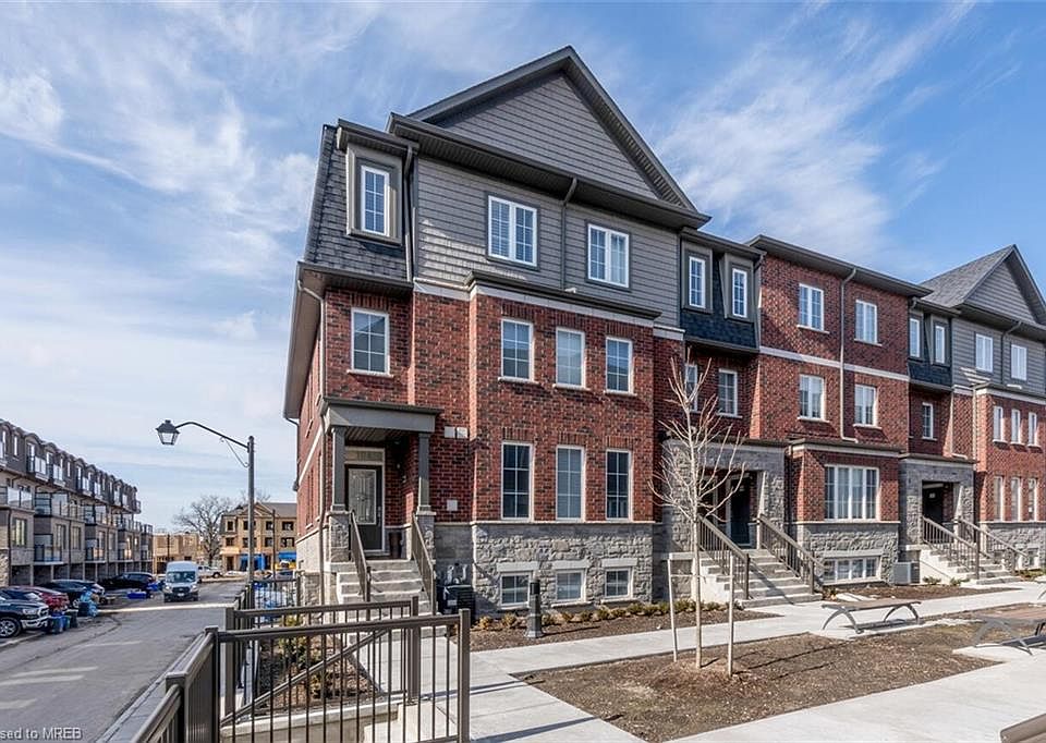 1st image of 445 Ontario St N #104