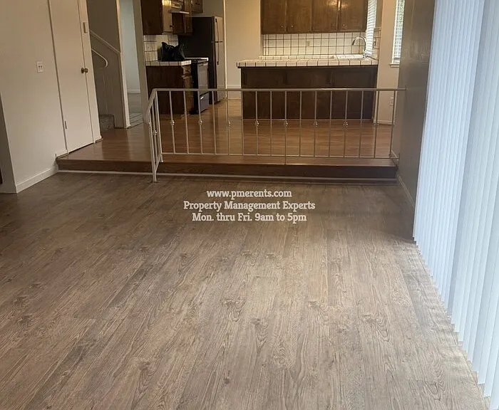 9130 Cornwall Dr — Photo 2