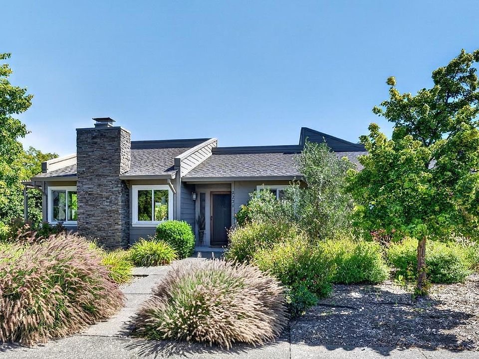 1st image of 2221 Knolls Drive