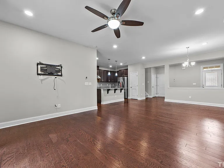 509 Buhrstone Mill Dr — Photo 10