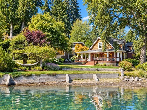 15122 & 15128 NE Anna Vera Lane, Bainbridge Island, WA 98110
