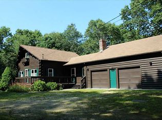 491 Franklin Rd, Hope, RI 02816