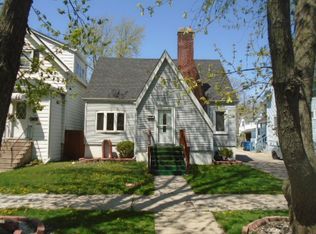 1010 N 7th Ave, Maywood, IL 60153