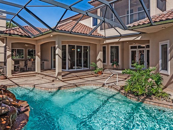 4th image of 32 Island Estates Pkwy