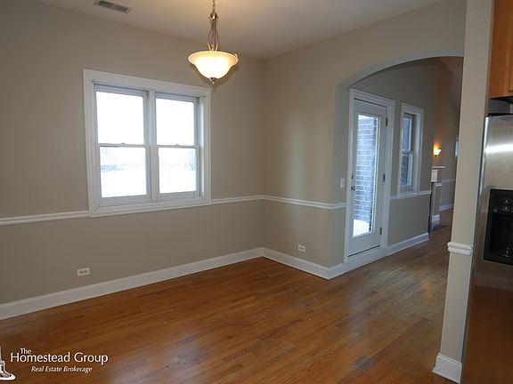 4th image of 5349 N Kenmore Ave Unit 4S