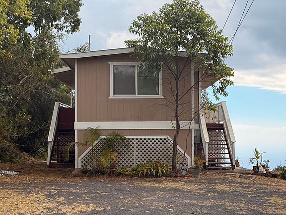 2nd image of 92-2028 Palm Pkwy
