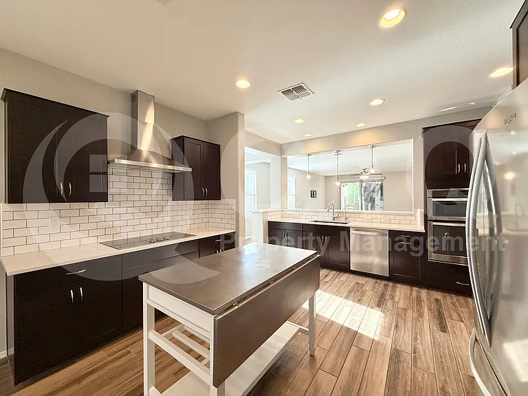 9560 W Weeping Willow Rd — Photo 3