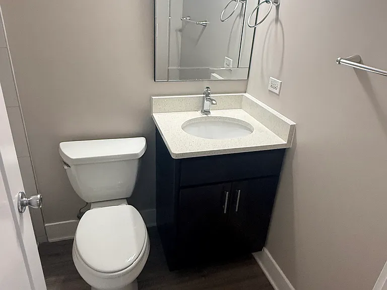 4834 S King Dr #3 — Photo 14