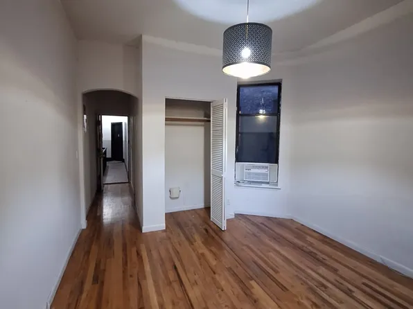 122 West 137th Street image 1 of 7