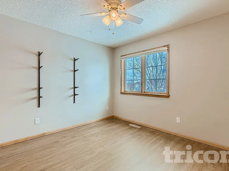 2056 Staghorn Dr — Photo 28