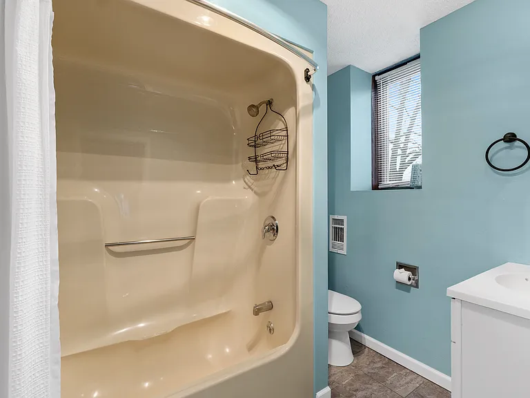 Full Bath