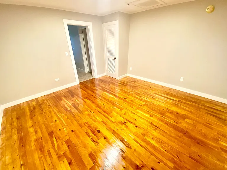 95 W Elm St #5 — Photo 28