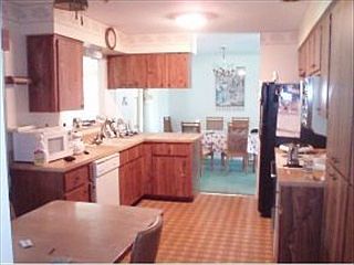 3rd image of 216 W Hollyfern Pl