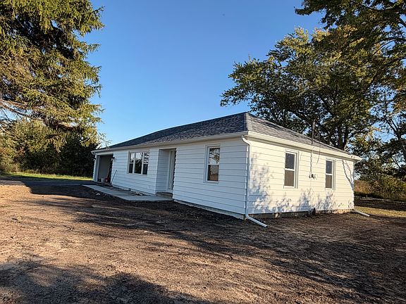 3rd image of 9734 Deimling Rd