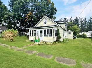 536 Mill St, White Lake, WI 54491