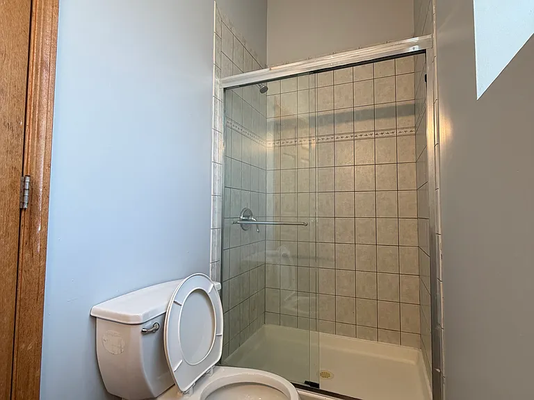 4227 S Calumet Ave #3 — Photo 6