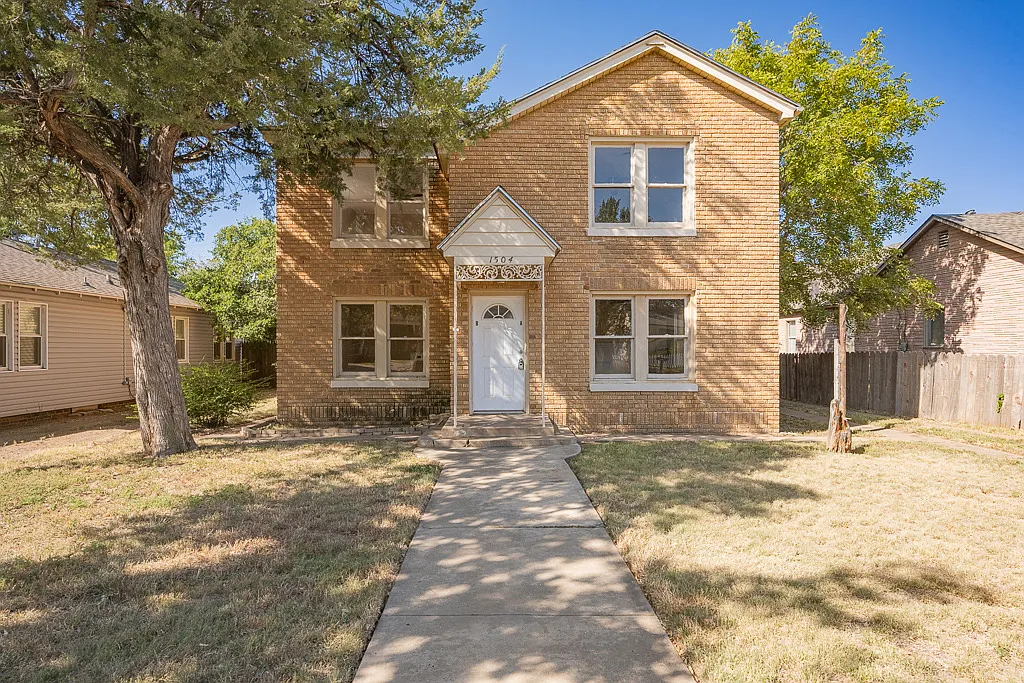3 bed, 1234 sqft, $1,150 — Photo 2